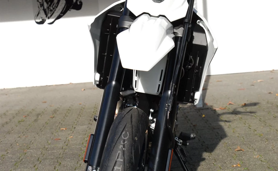 Angebot Suzuki DR-Z4SM Bild 12: Angebot Suzuki DR-Z4SM