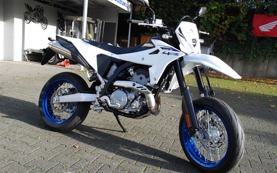 Neufahrzeug Suzuki DR-Z4SM - Bild 2