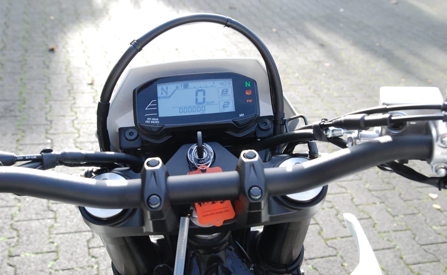 Angebot Suzuki DR-Z4SM Bild 4: Angebot Suzuki DR-Z4SM