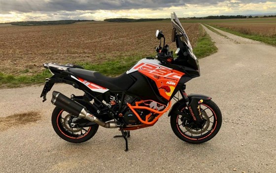 Gebrauchtmotorrad KTM 1290 Super Adventure S - Bild 4 Gebrauchtmotorrad KTM 1290 Super Adventure S - Bild 4