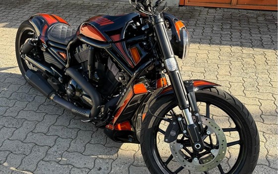 Gebrauchtmotorrad Harley-Davidson V-Rod Night Rod VRSCD - Bild 3 Gebrauchtmotorrad Harley-Davidson V-Rod Night Rod VRSCD - Bild 3