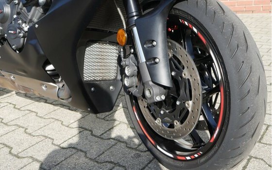 Gebrauchtmotorrad Yamaha R1 - Bild 4