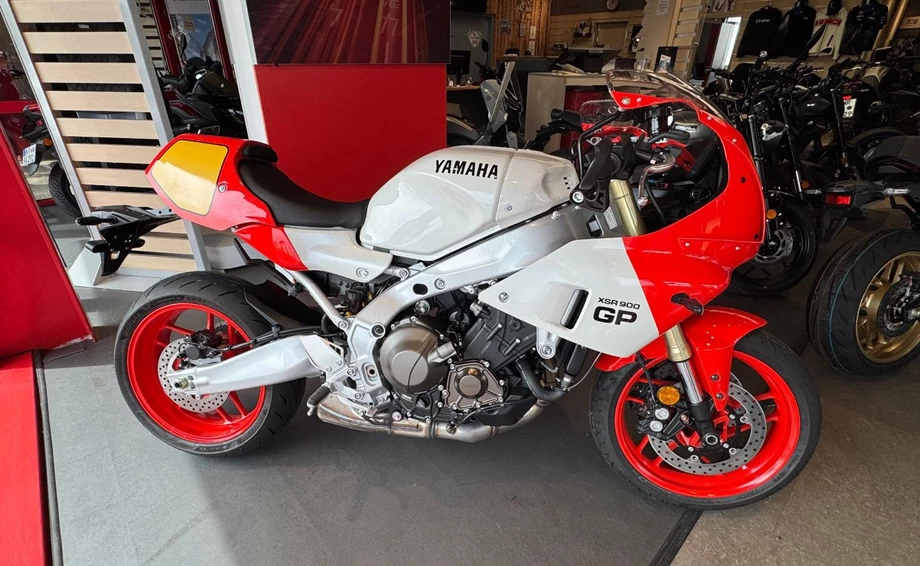 Angebot Yamaha XSR900 GP Bild 1: Angebot Yamaha XSR900 GP