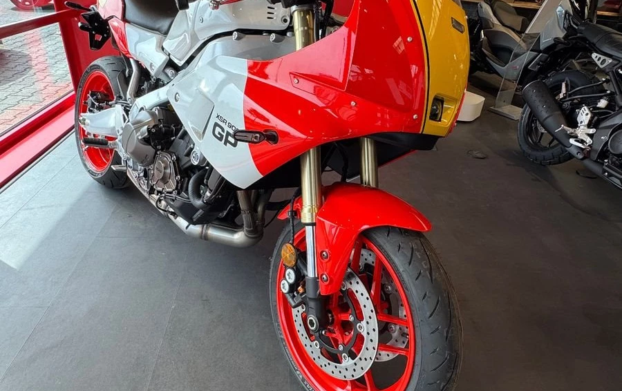 Angebot Yamaha XSR900 GP Bild 5: Angebot Yamaha XSR900 GP