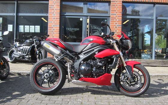 Gebrauchtmotorrad Triumph Speed Triple 1050 - Bild 13