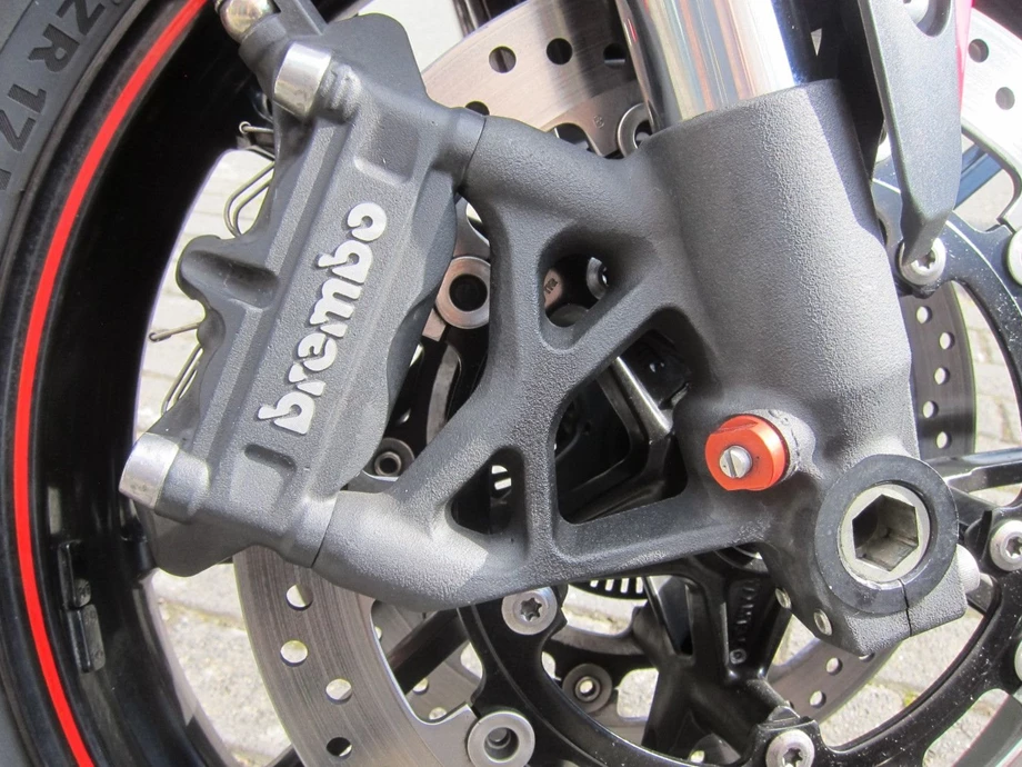 Angebot Triumph Speed Triple 1050 Bild 15: Angebot Triumph Speed Triple 1050