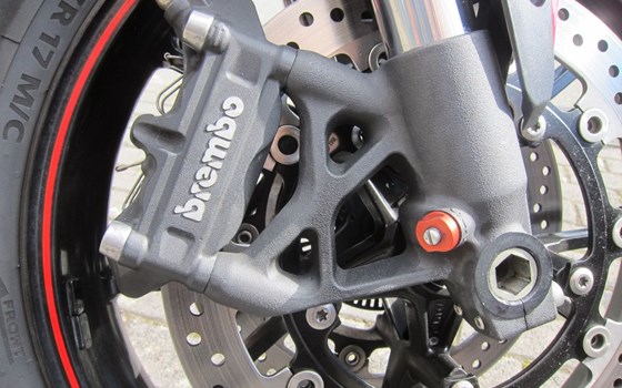 Gebrauchtmotorrad Triumph Speed Triple 1050 - Bild 15