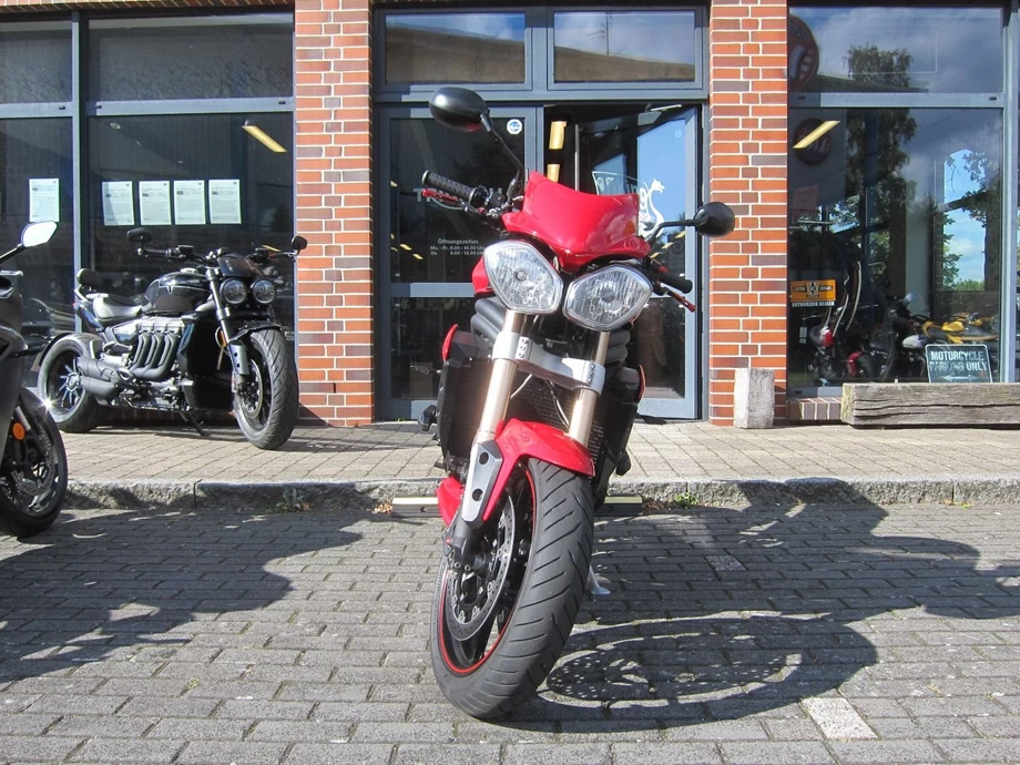 Angebot Triumph Speed Triple 1050 Bild 4: Angebot Triumph Speed Triple 1050