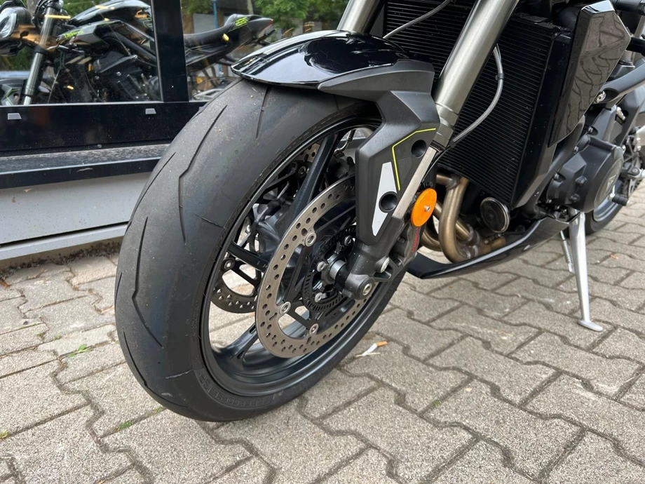 Angebot Triumph Street Triple RS Bild 10: Angebot Triumph Street Triple RS