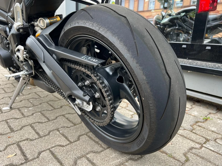 Angebot Triumph Street Triple RS Bild 9: Angebot Triumph Street Triple RS
