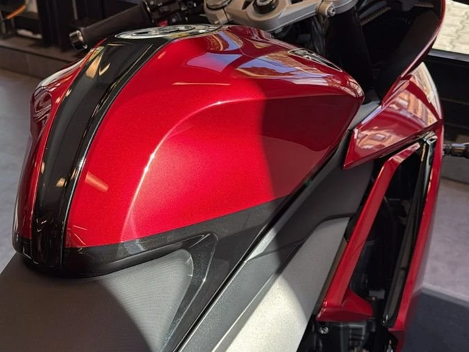 Angebot Triumph Daytona 660 Bild 11: Angebot Triumph Daytona 660