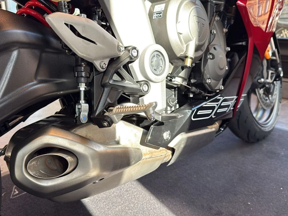 Angebot Triumph Daytona 660 Bild 23: Angebot Triumph Daytona 660