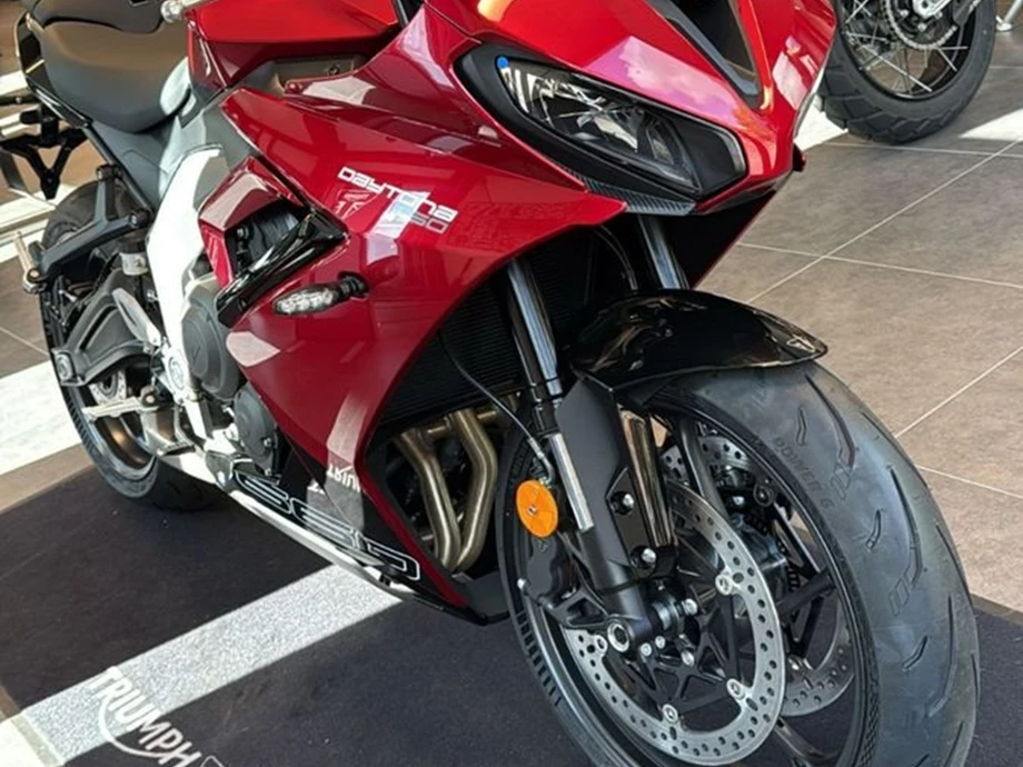 Angebot Triumph Daytona 660 Bild 4: Angebot Triumph Daytona 660