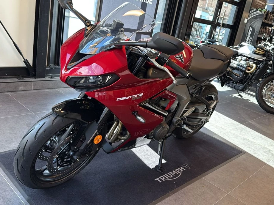 Angebot Triumph Daytona 660 Bild 6: Angebot Triumph Daytona 660