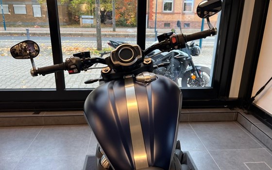 Neufahrzeug Triumph Rocket 3 Storm R - Bild 7