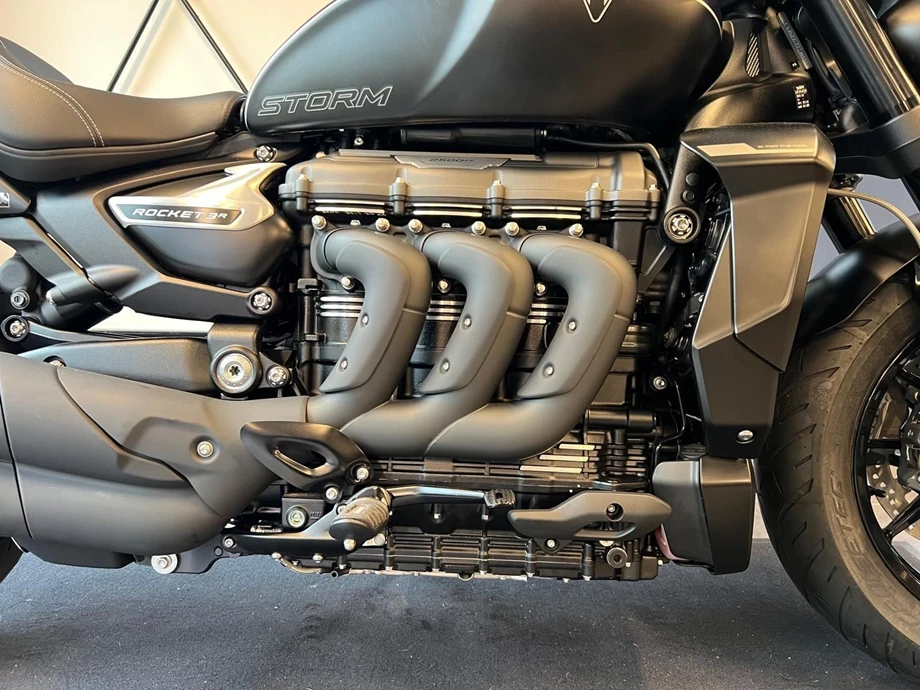 Angebot Triumph Rocket 3 Storm R Bild 9: Angebot Triumph Rocket 3 Storm R