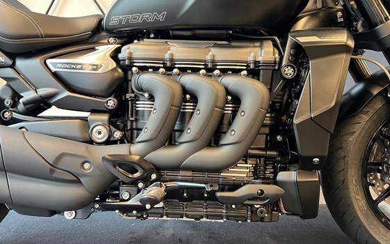 Neufahrzeug Triumph Rocket 3 Storm R - Bild 9