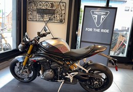 Neumotorrad Triumph Speed Triple 1200 RS