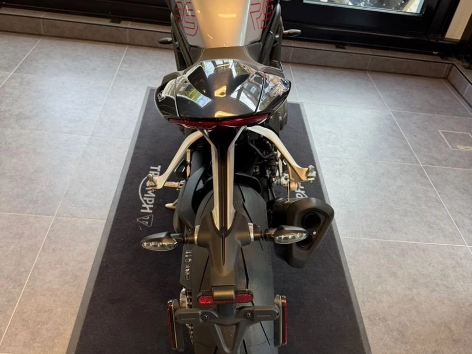 Angebot Triumph Speed Triple 1200 RS Bild 16: Angebot Triumph Speed Triple 1200 RS