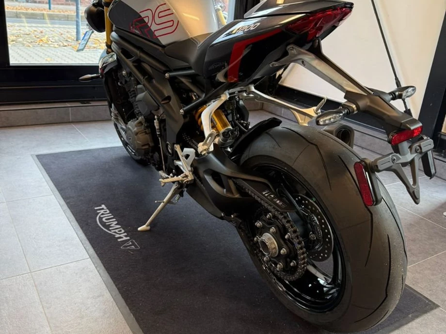 Angebot Triumph Speed Triple 1200 RS Bild 17: Angebot Triumph Speed Triple 1200 RS