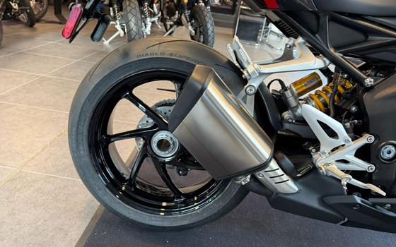 Neufahrzeug Triumph Speed Triple 1200 RS - Bild 24