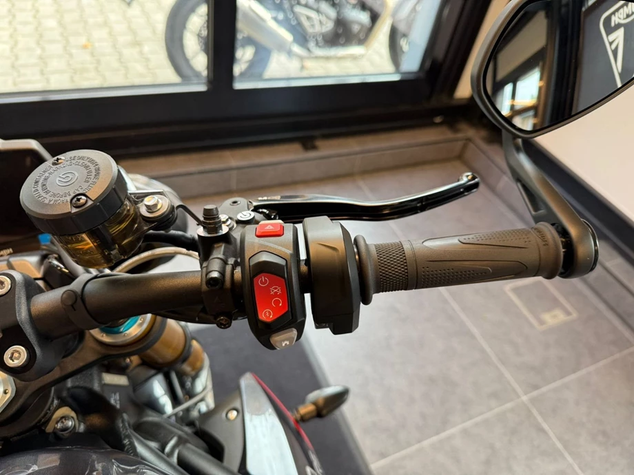 Angebot Triumph Speed Triple 1200 RS Bild 30: Angebot Triumph Speed Triple 1200 RS