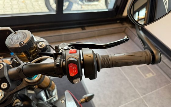 Neufahrzeug Triumph Speed Triple 1200 RS - Bild 30