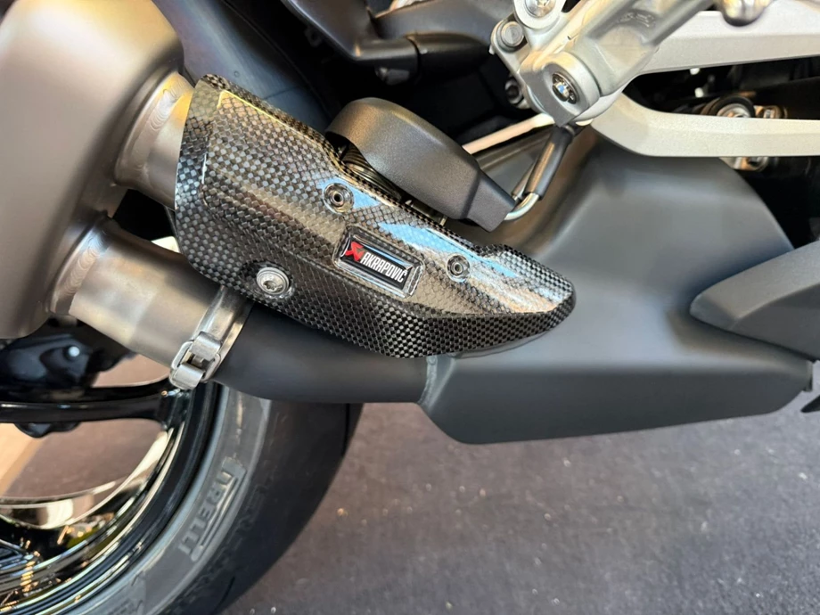 Angebot Triumph Speed Triple 1200 RX Bild 12: Angebot Triumph Speed Triple 1200 RX