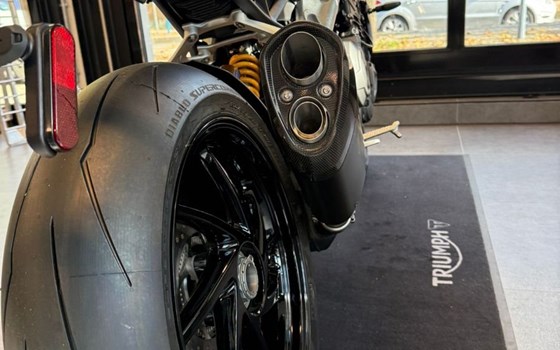 Neufahrzeug Triumph Speed Triple 1200 RX - Bild 20