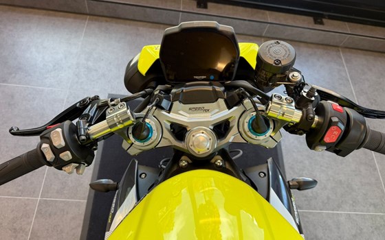 Neufahrzeug Triumph Speed Triple 1200 RX - Bild 22