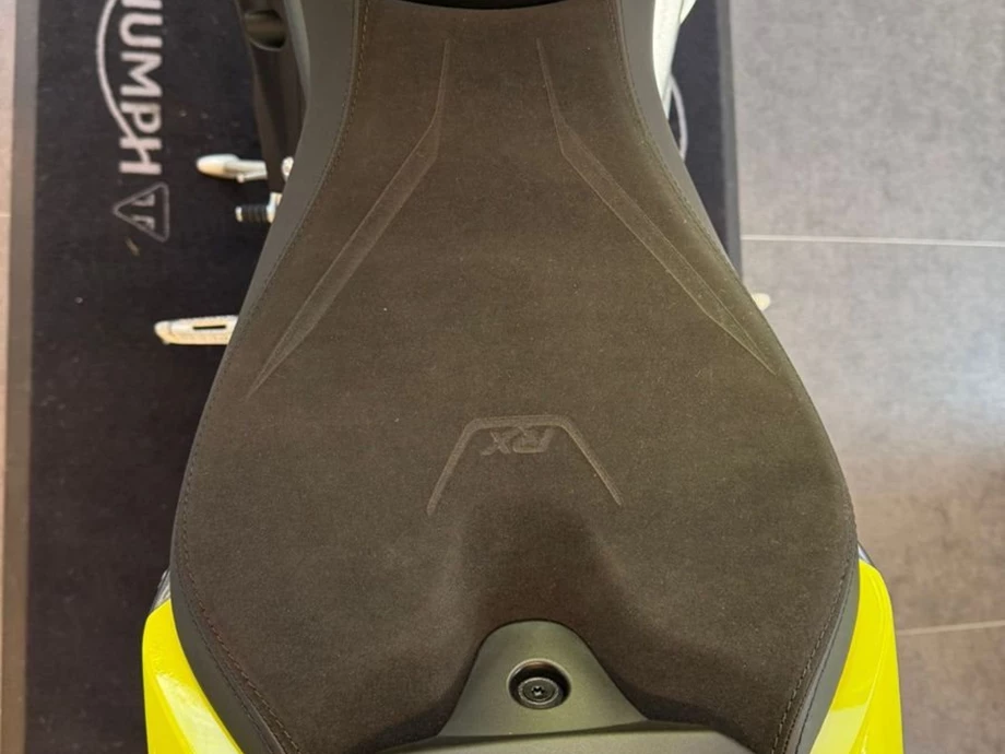 Angebot Triumph Speed Triple 1200 RX Bild 25: Angebot Triumph Speed Triple 1200 RX