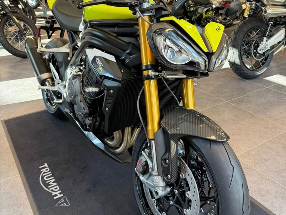 Angebot Triumph Speed Triple 1200 RX Bild 26: Angebot Triumph Speed Triple 1200 RX