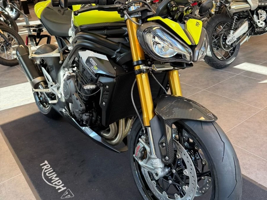Angebot Triumph Speed Triple 1200 RX Bild 4: Angebot Triumph Speed Triple 1200 RX