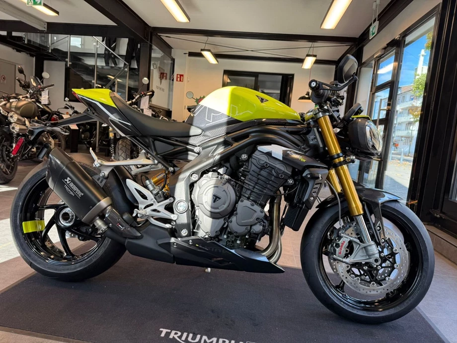 Angebot Triumph Speed Triple 1200 RX Bild 6: Angebot Triumph Speed Triple 1200 RX