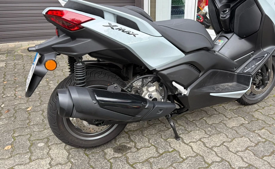 Angebot Yamaha XMAX 300 Tech MAX+ Bild 10: Angebot Yamaha XMAX 300 Tech MAX+