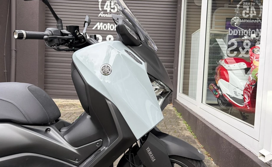 Angebot Yamaha XMAX 300 Tech MAX+ Bild 12: Angebot Yamaha XMAX 300 Tech MAX+