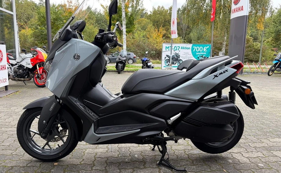 Angebot Yamaha XMAX 300 Tech MAX+ Bild 6: Angebot Yamaha XMAX 300 Tech MAX+
