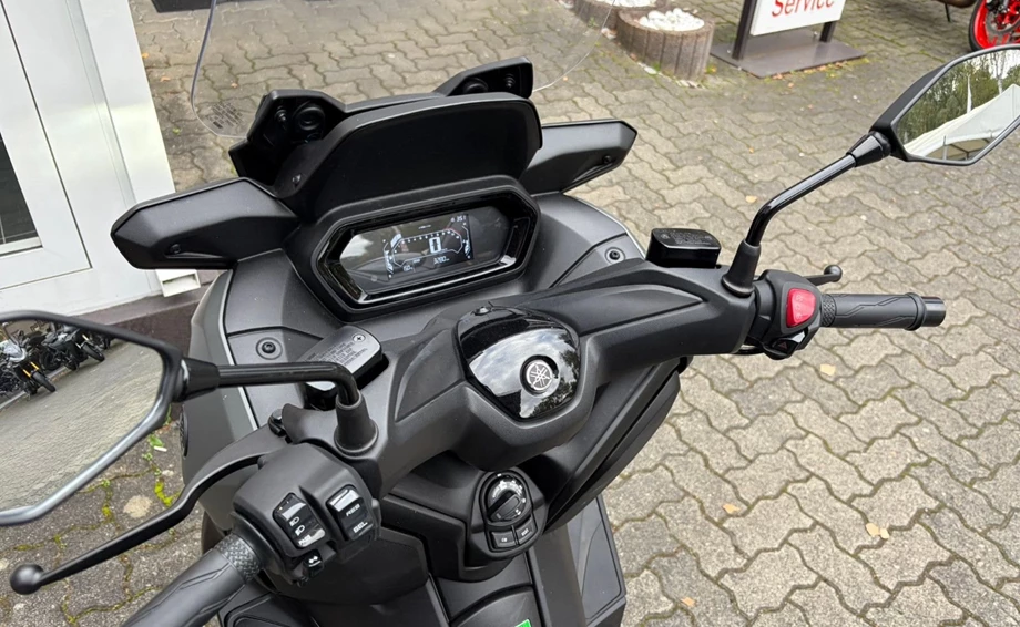 Angebot Yamaha XMAX 300 Bild 8: Angebot Yamaha XMAX 300