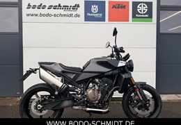 Neumotorrad Husqvarna Svartpilen 801