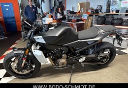 Neumotorrad Husqvarna Svartpilen 801