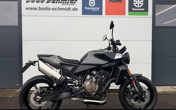 Neufahrzeug Husqvarna Svartpilen 801 L - Bild 1