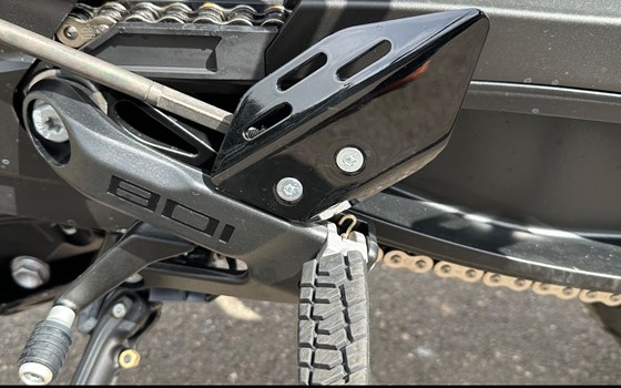 Neufahrzeug Husqvarna Svartpilen 801 L - Bild 15
