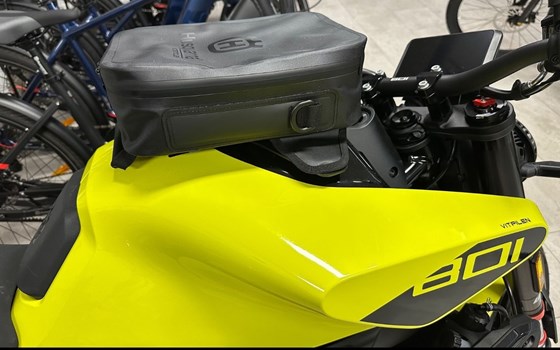 Neufahrzeug Husqvarna Svartpilen 801 - Bild 6