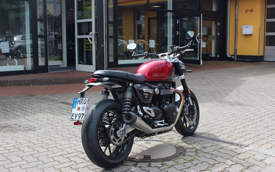 Gebrauchtmotorrad Triumph Speed Twin 1200 - Bild 3