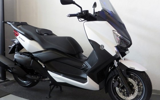 Gebrauchtmotorrad Yamaha XMAX 400 - Bild 2