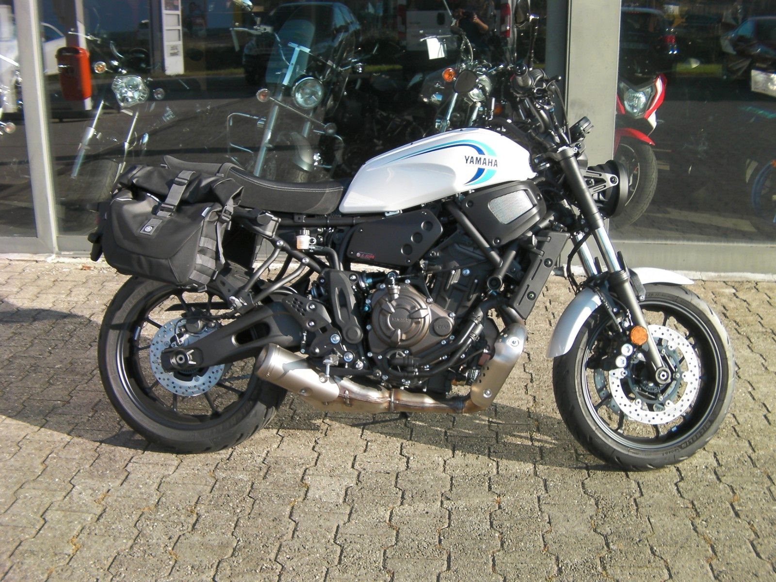 Yamaha XSR700 wenig KM