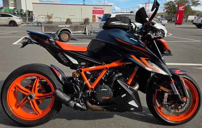 KTM 1290 Super Duke R