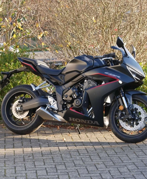 Honda CBR650R<br />mit E-Clutch!