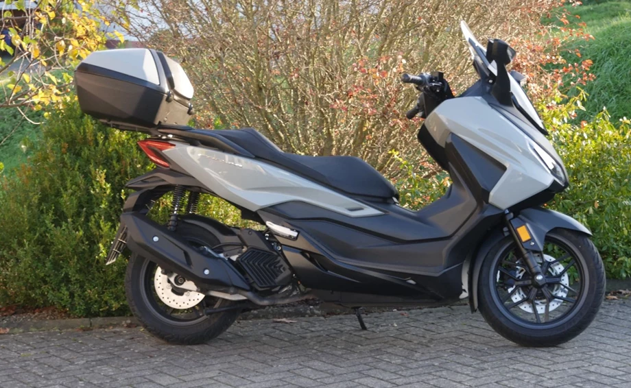 Angebot Honda Forza 125 Bild 3: Angebot Honda Forza 125