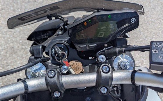 Gebrauchtmotorrad Yamaha MT-09 - Bild 10 Gebrauchtmotorrad Yamaha MT-09 - Bild 10